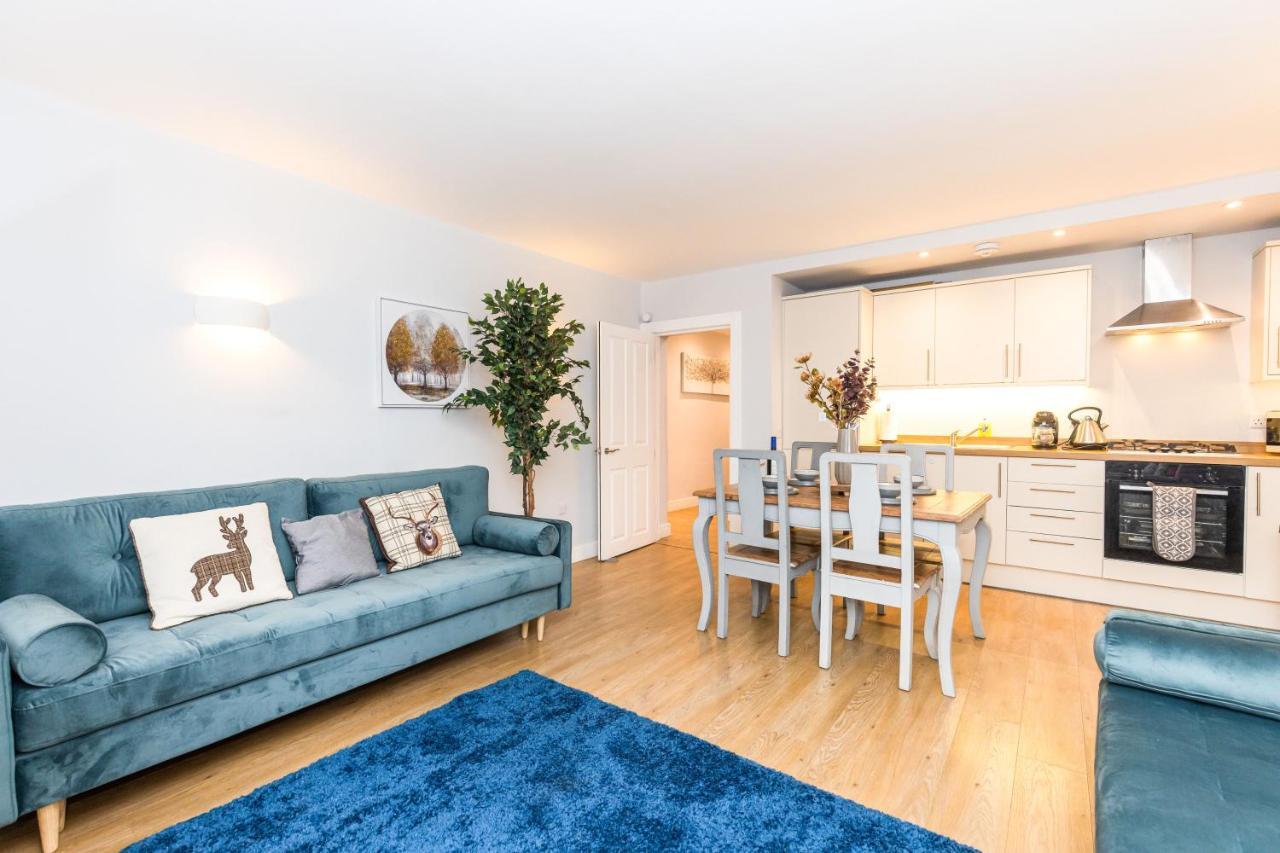 Luxury Modern 3 Bedroom Apartment In City Centre 爱丁堡 外观 照片