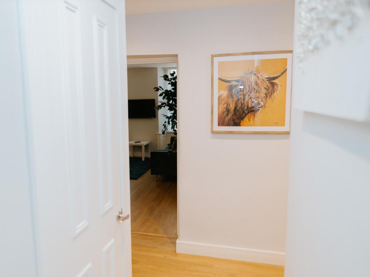 Luxury Modern 3 Bedroom Apartment In City Centre 爱丁堡 外观 照片