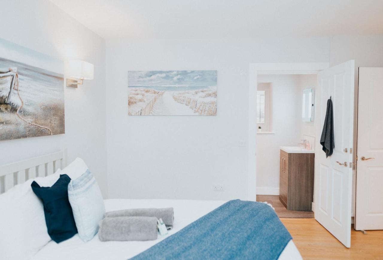 Luxury Modern 3 Bedroom Apartment In City Centre 爱丁堡 外观 照片