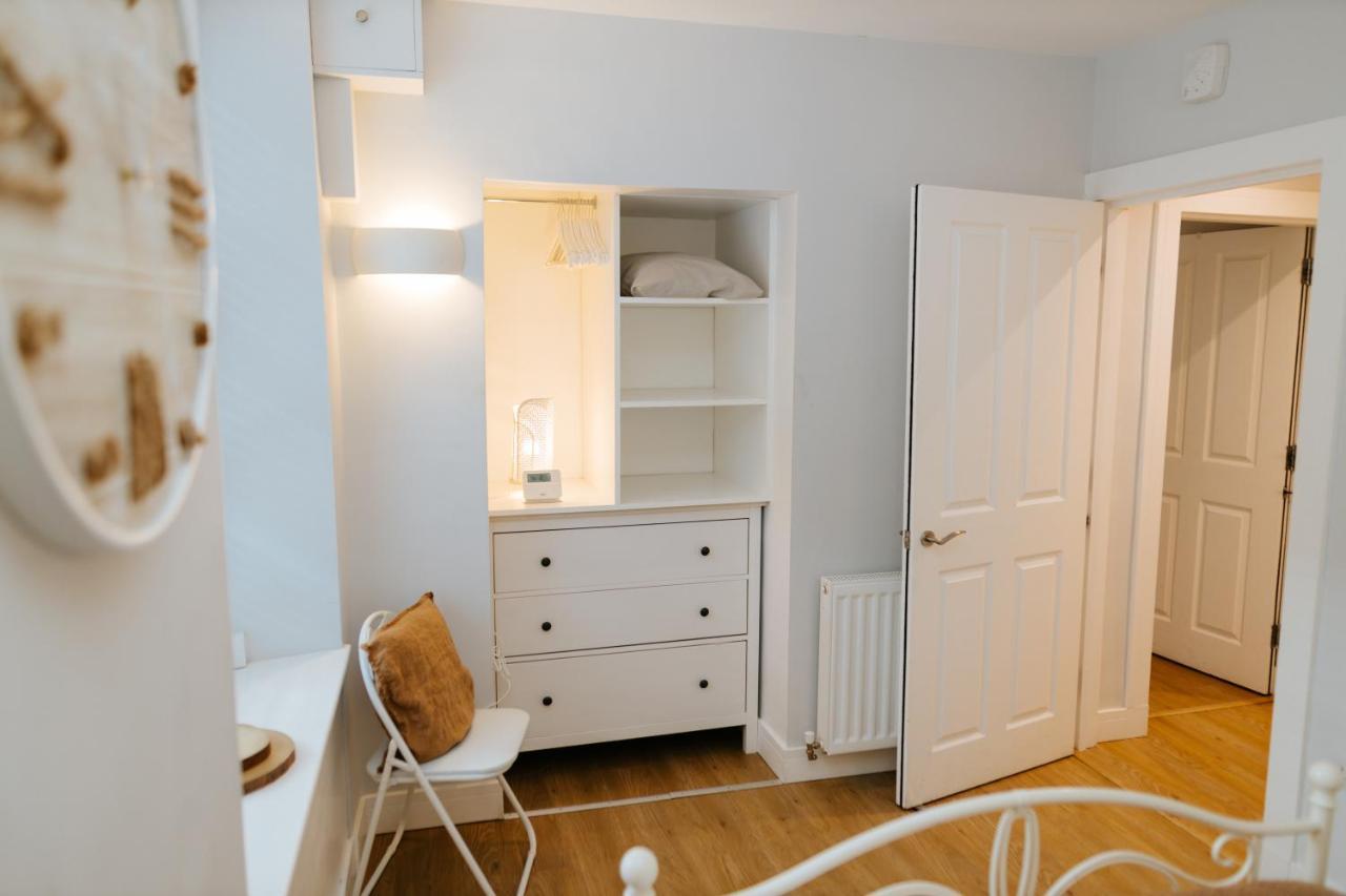 Luxury Modern 3 Bedroom Apartment In City Centre 爱丁堡 外观 照片